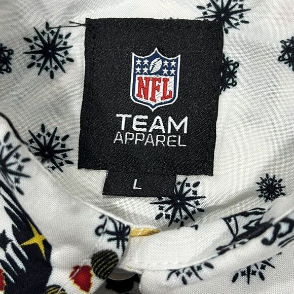 NFL Pittsburgh Steelers Men Hawaiian Christmas Winter Button Up Shirt Size Large - Picture 5 of 8